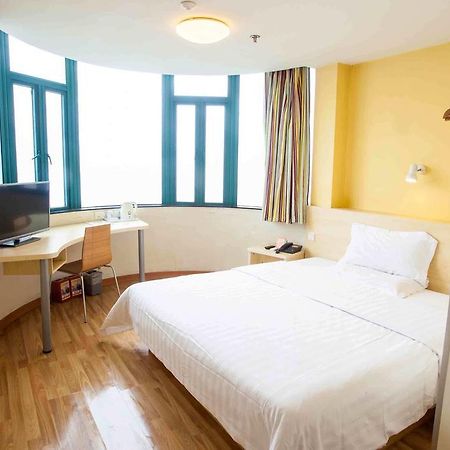 7Days Inn Guangzhou Tianhe Tangxia Junjing Huayuan Номер фото
